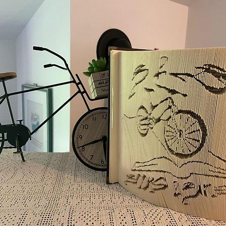 B&B Books & Bikes Buia Εξωτερικό φωτογραφία